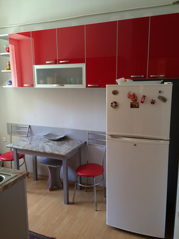Apartment On Hanrapetutyan Street Jereván Kültér fotó